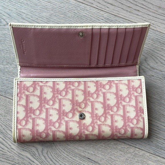 Vintage Dior vinyl wallet - Picture 2 of 4